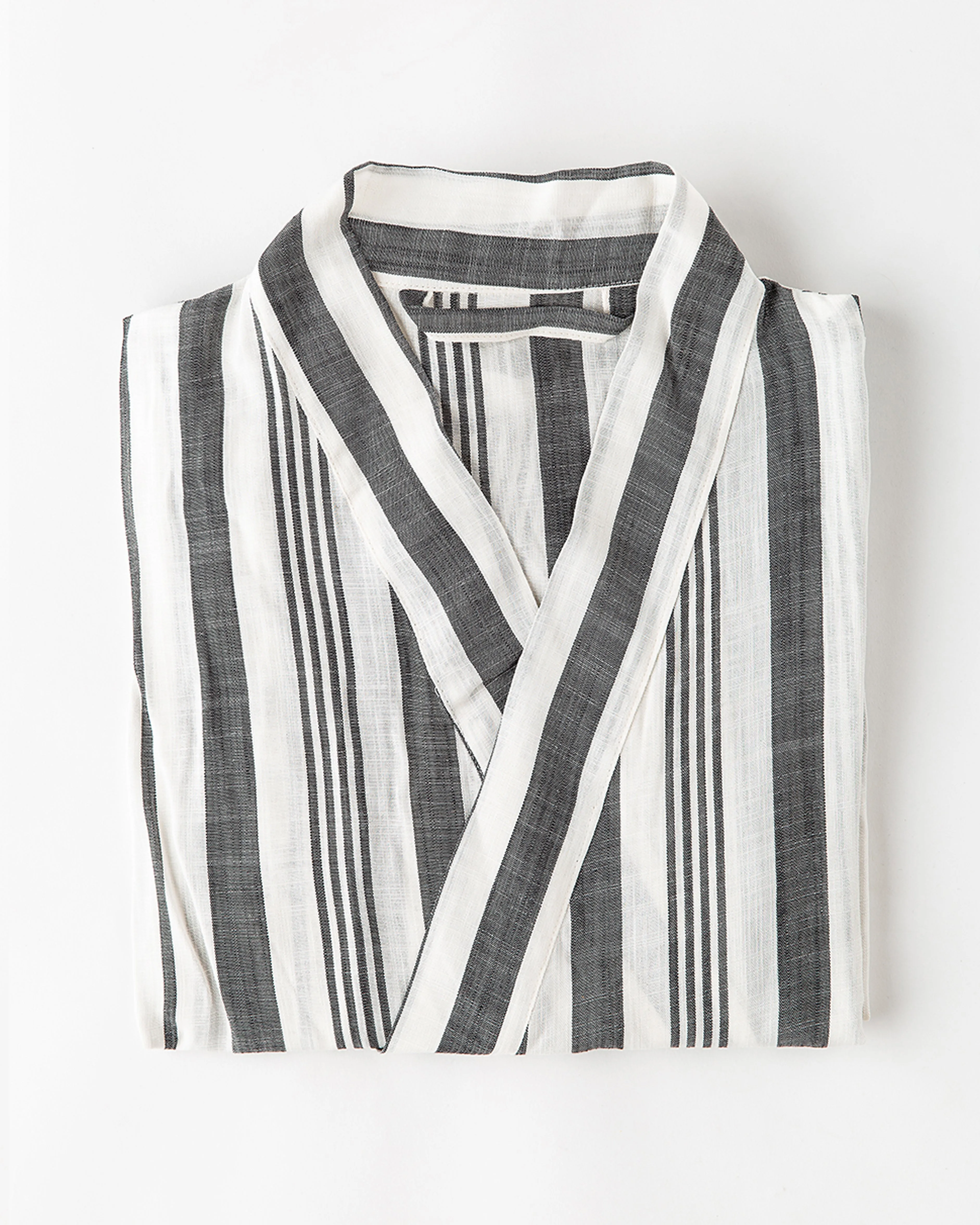 BEE BO! ROBE