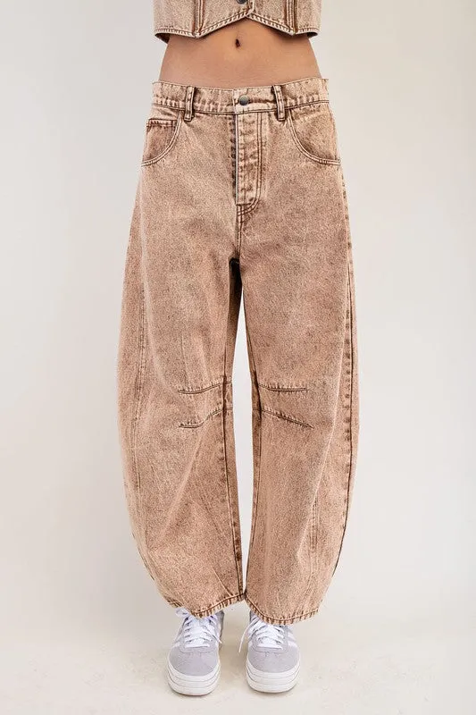 EES102 - WASHED BARREL JEANS
