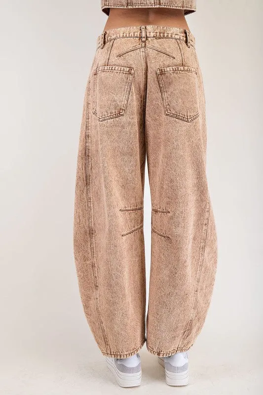 EES102 - WASHED BARREL JEANS