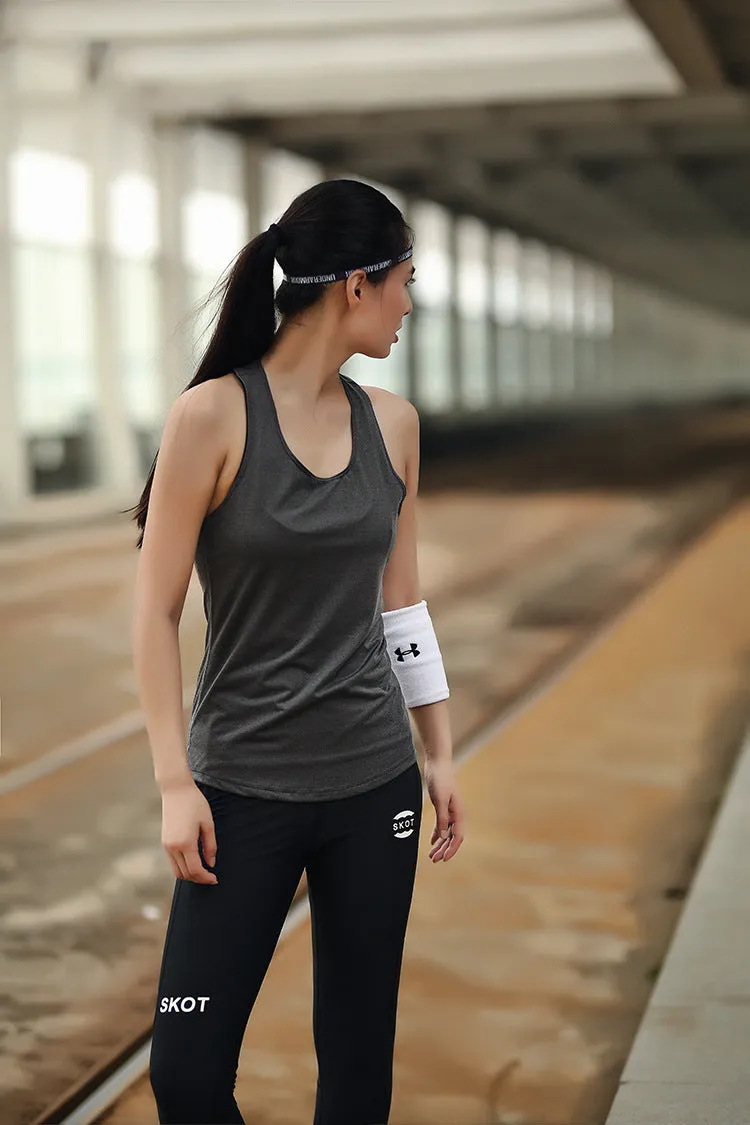 Stylsih Breathable Women's Blackless Sleeveless Fitness Vest For Yoga
