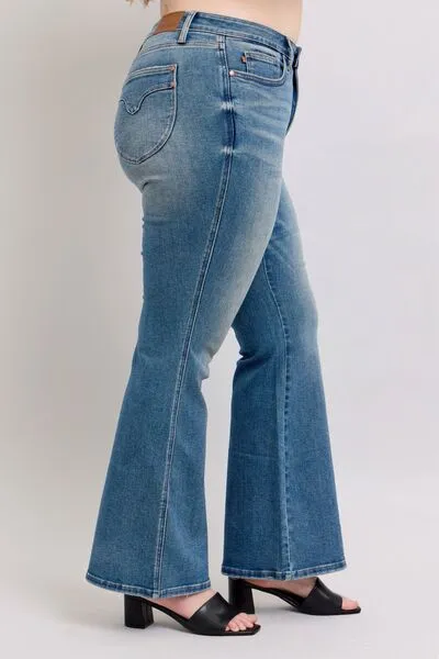 The Maylee- Judy Blue Mid Rise Tummy Control Vintage Wash Jeans