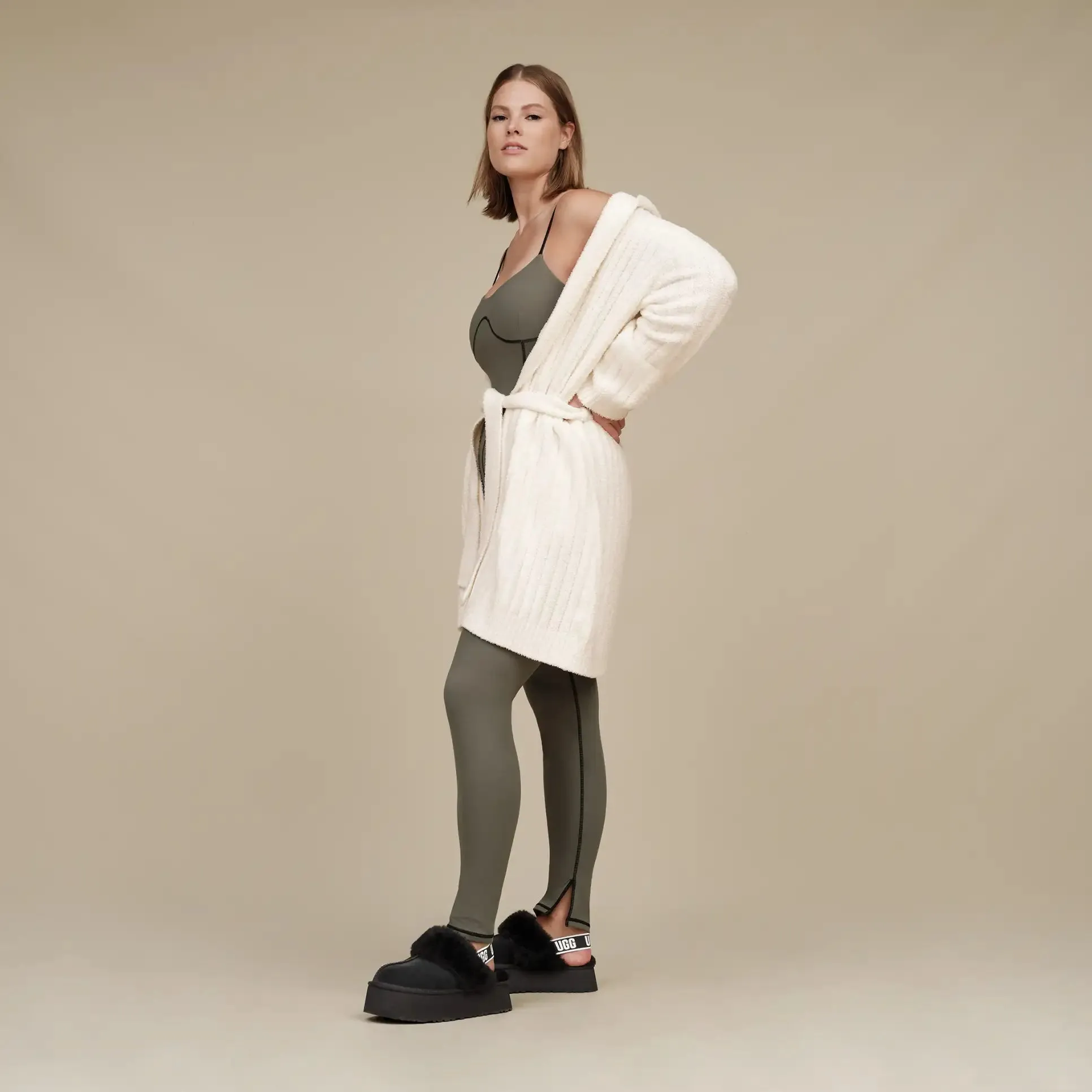 UGG W's Amari Rib Robe - Cream