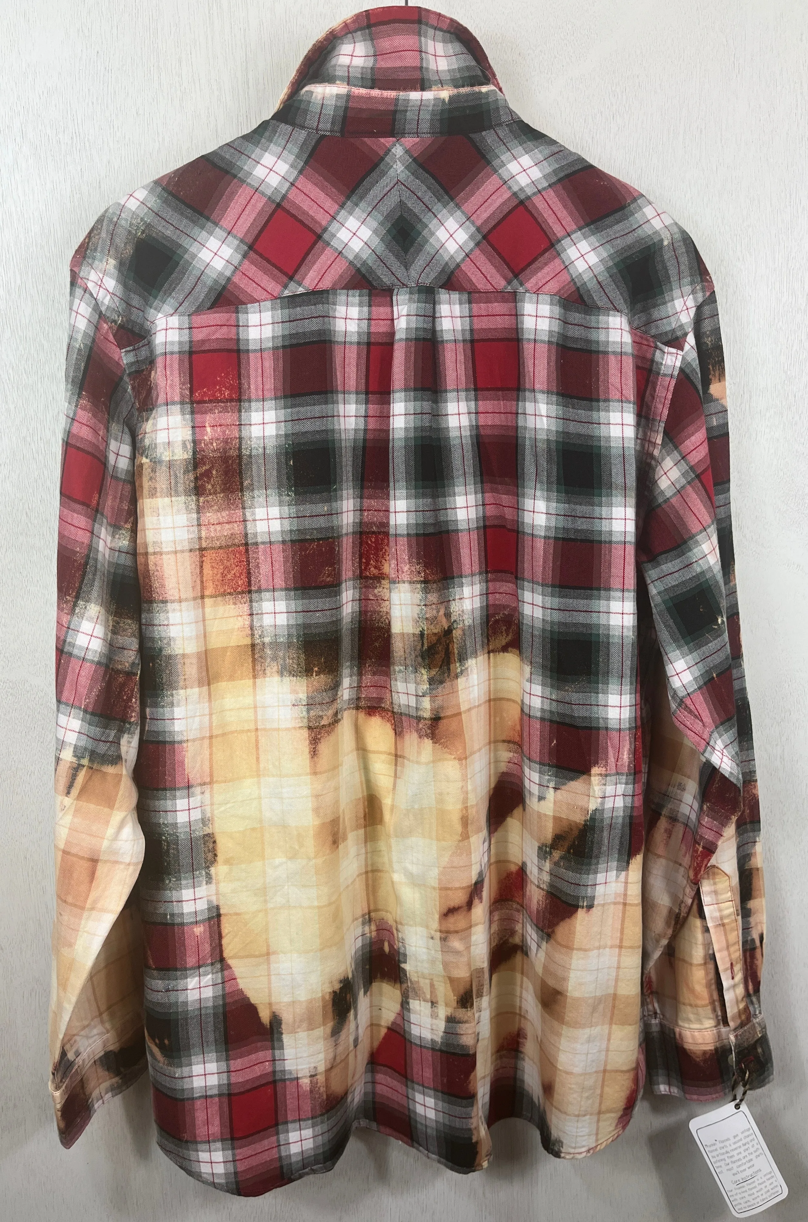 Vintage Red, Black, White and Rust Lightweight Cotton Size XL