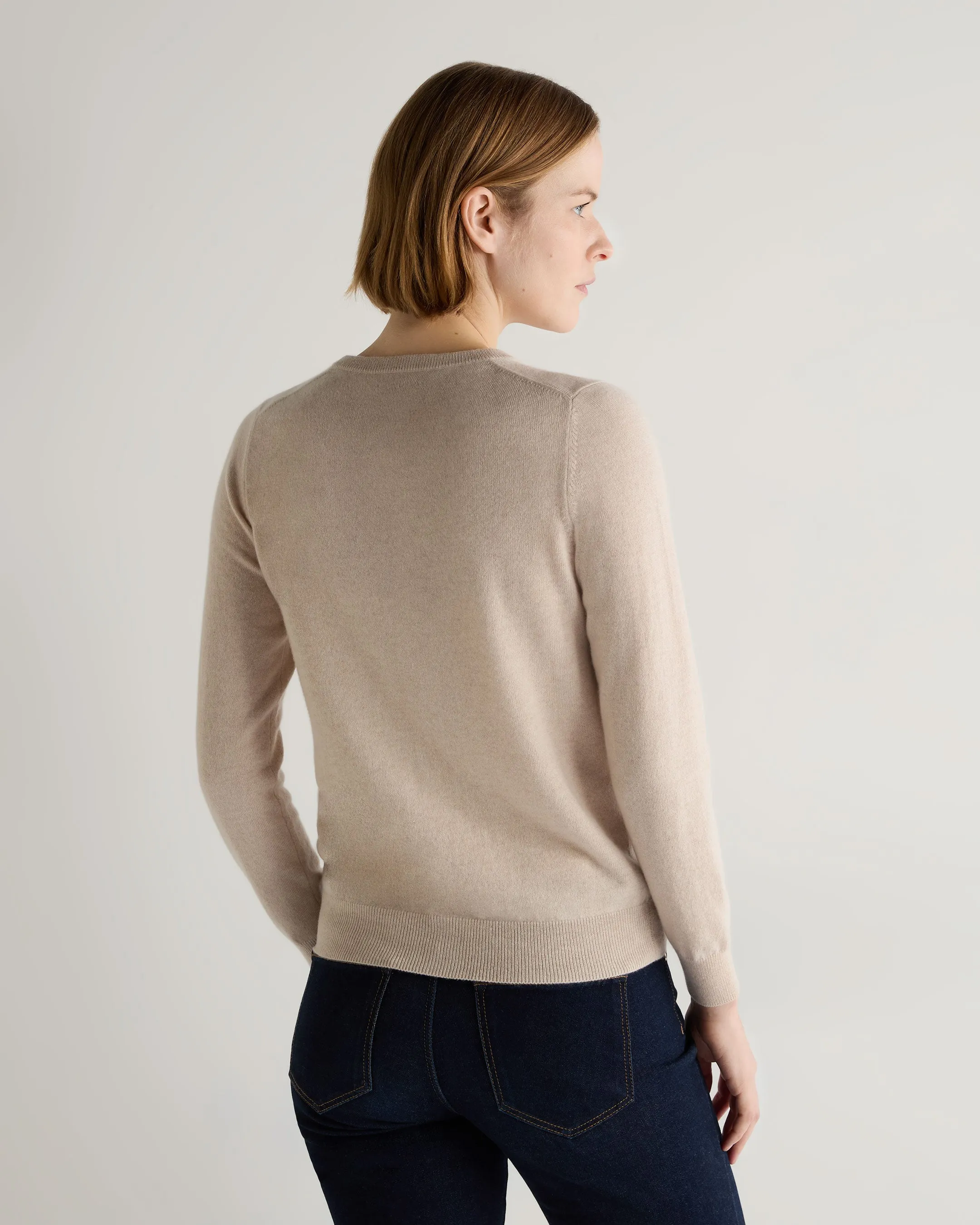 Women's Olivia Round Neck Cashmere Cardigan Ecru White